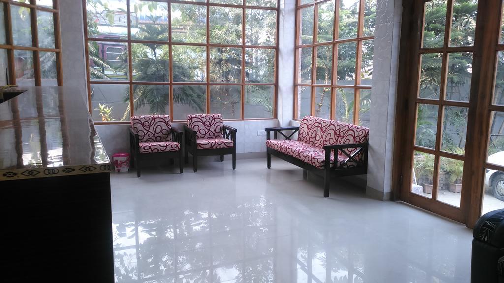Hotel Parshuram Gauháti Kültér fotó