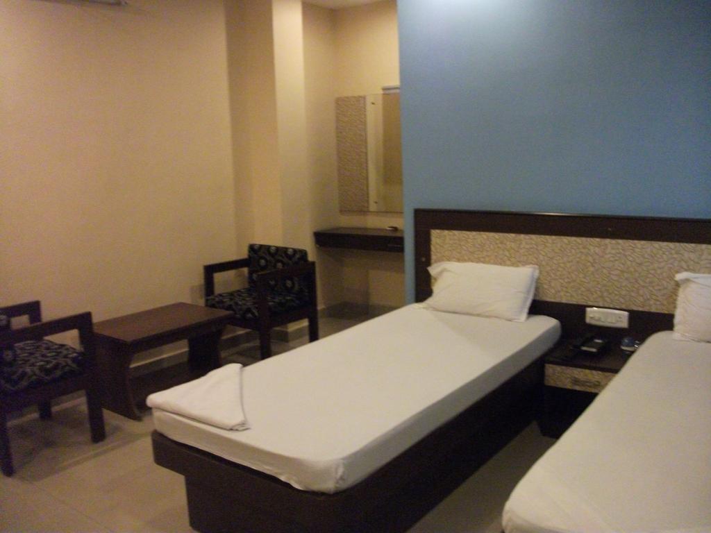 Hotel Parshuram Gauháti Kültér fotó